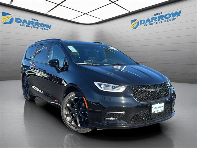 new 2026 Chrysler Pacifica car, priced at $54,090