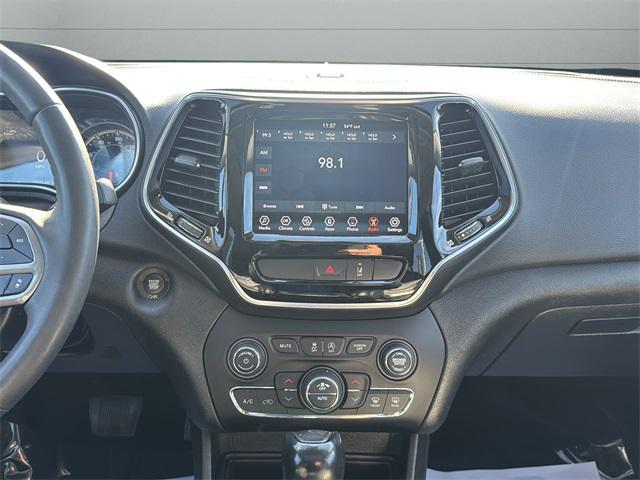 used 2022 Jeep Cherokee car, priced at $25,087