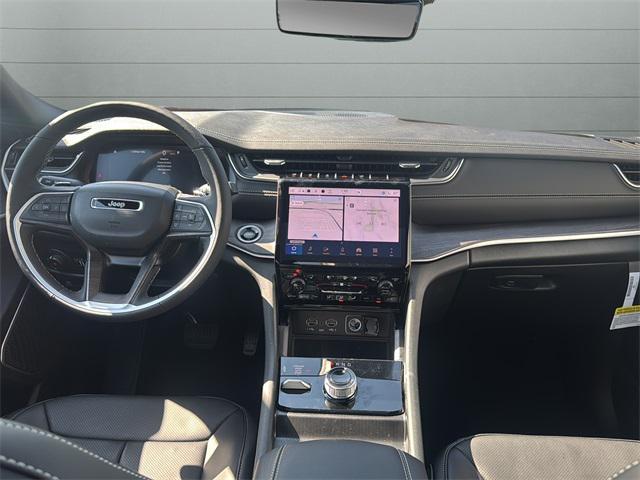 new 2025 Jeep Grand Cherokee car, priced at $58,430