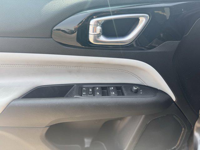 used 2022 Jeep Compass car, priced at $23,379