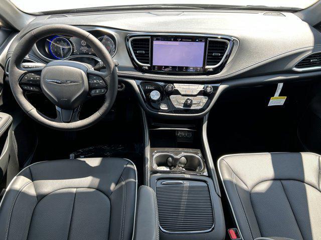 new 2024 Chrysler Pacifica car, priced at $48,548