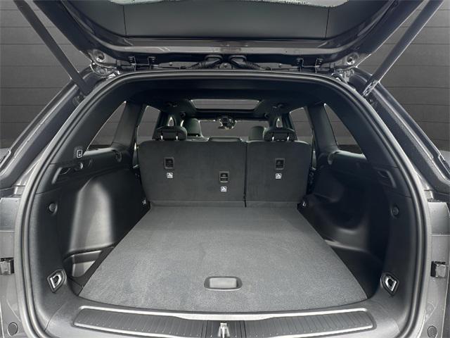 new 2025 Jeep Grand Cherokee car, priced at $44,069