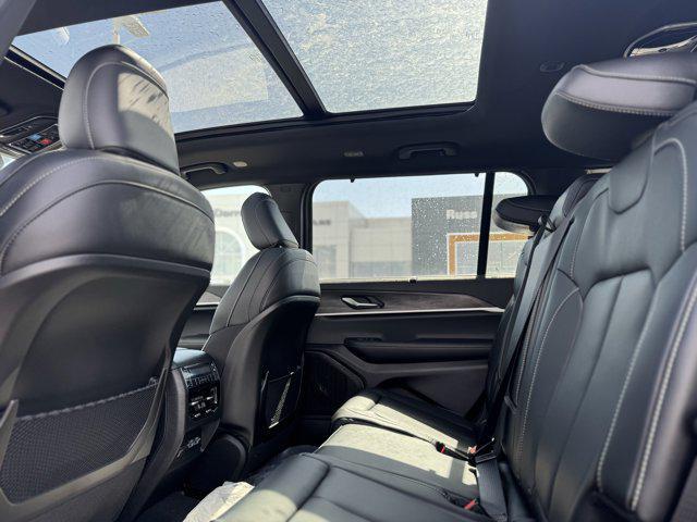 new 2025 Jeep Grand Cherokee L car, priced at $49,559