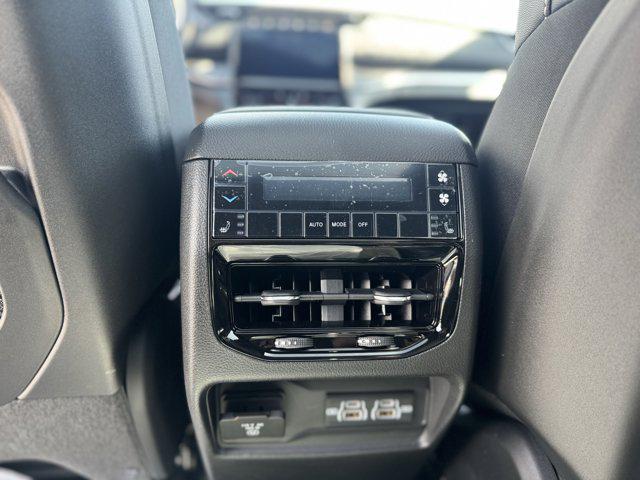 new 2025 Jeep Grand Cherokee L car, priced at $49,559