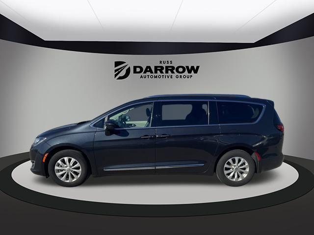 used 2019 Chrysler Pacifica car, priced at $21,300