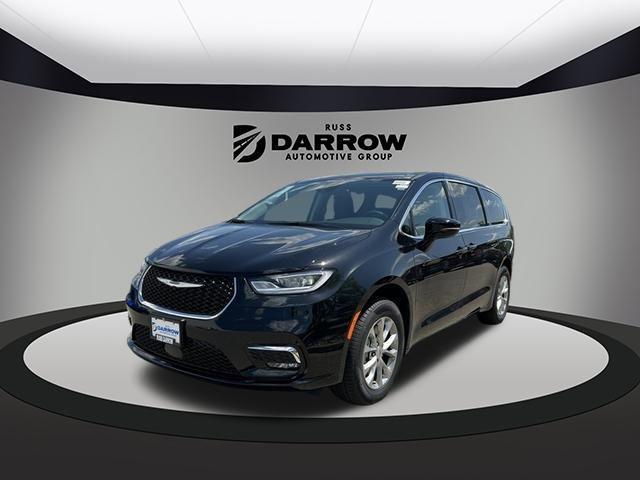 new 2024 Chrysler Pacifica car, priced at $39,327