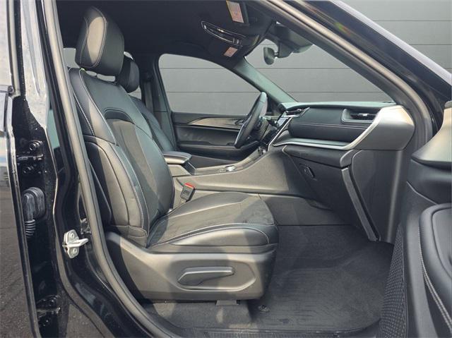 used 2024 Jeep Grand Cherokee car, priced at $36,197