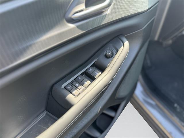 new 2025 Jeep Grand Cherokee car, priced at $41,668