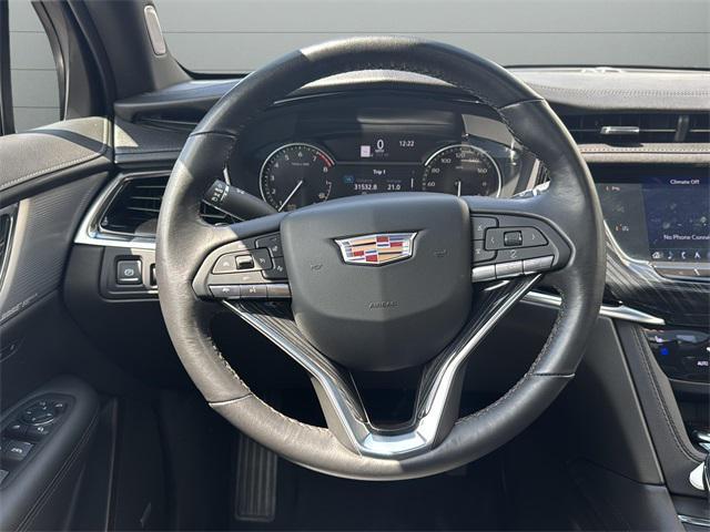 used 2023 Cadillac XT6 car, priced at $38,930