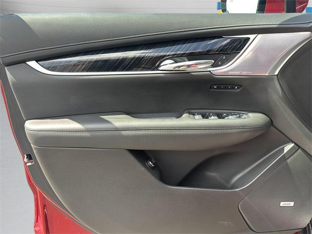 used 2023 Cadillac XT6 car, priced at $38,930