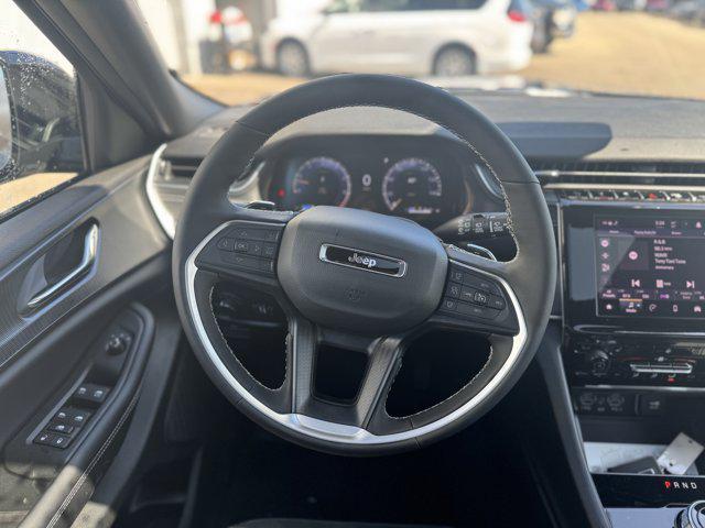 new 2025 Jeep Grand Cherokee L car