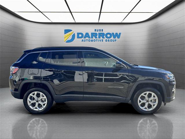 new 2025 Jeep Compass car, priced at $27,045