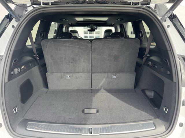 new 2025 Jeep Grand Cherokee L car, priced at $59,899