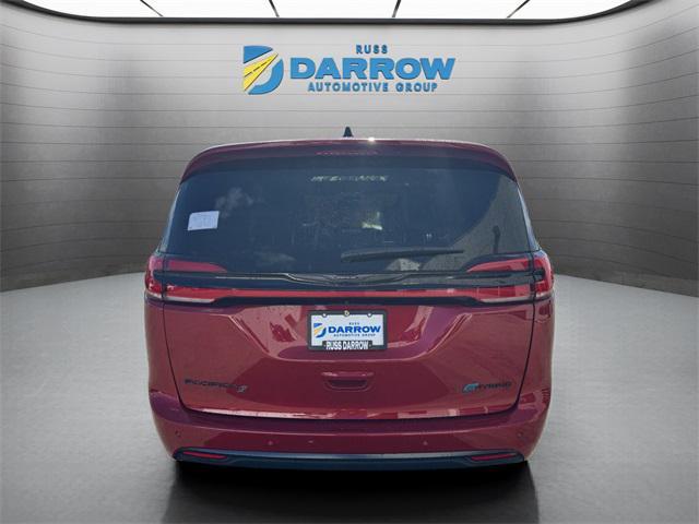 new 2025 Chrysler Pacifica Hybrid car, priced at $53,114