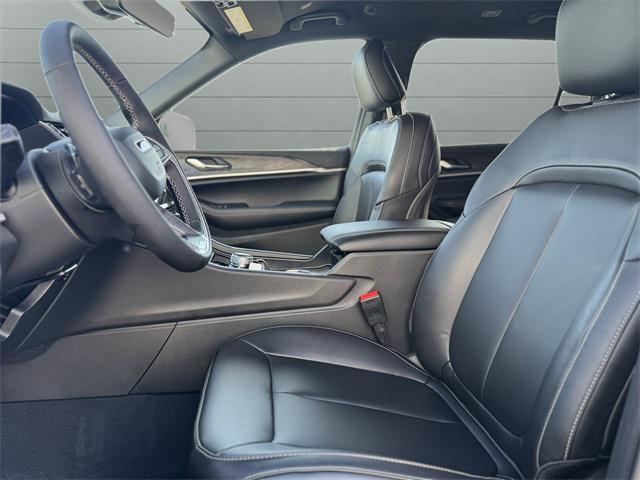 new 2025 Jeep Grand Cherokee L car, priced at $43,669