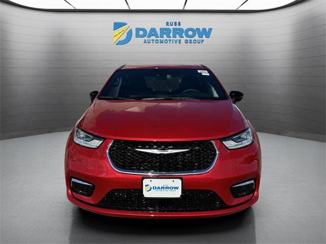 new 2025 Chrysler Pacifica car, priced at $42,179