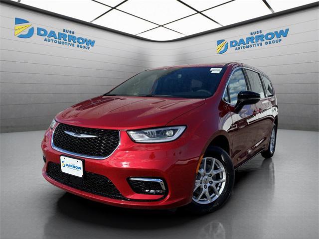 new 2025 Chrysler Pacifica car, priced at $42,179