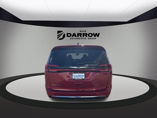 new 2025 Chrysler Pacifica car, priced at $41,872