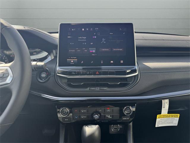 new 2025 Jeep Compass car, priced at $28,789