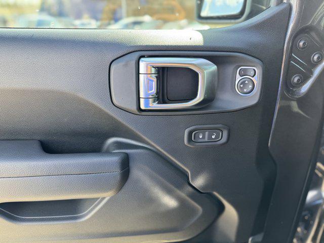 new 2025 Jeep Wrangler car, priced at $46,935