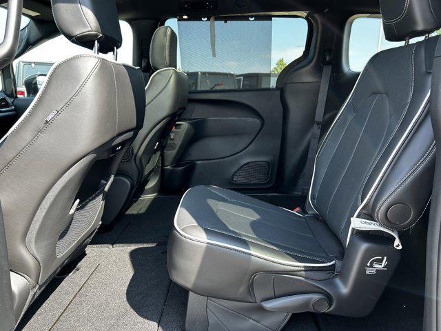 new 2024 Chrysler Pacifica car, priced at $58,102