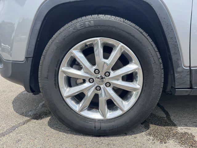 used 2017 Jeep Cherokee car, priced at $13,900