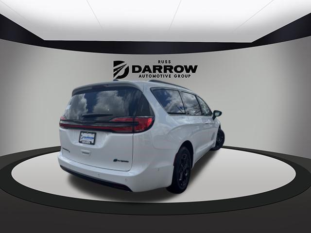 new 2025 Chrysler Pacifica Hybrid car, priced at $54,410