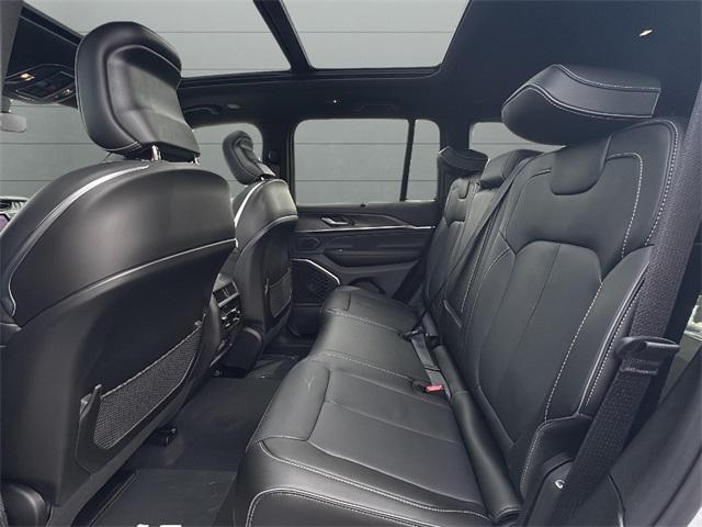 new 2025 Jeep Grand Cherokee car, priced at $57,988