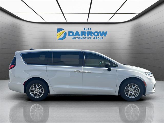 new 2026 Chrysler Pacifica car, priced at $47,635