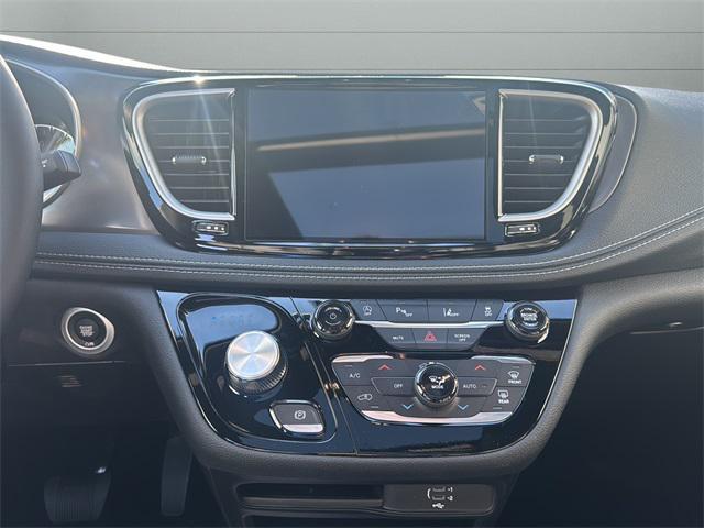 new 2026 Chrysler Pacifica car, priced at $47,635