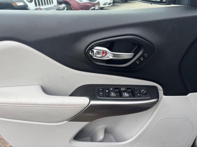 used 2021 Jeep Cherokee car, priced at $23,800