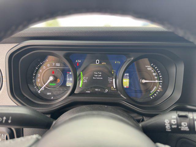 new 2025 Jeep Wrangler 4xe car