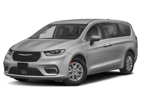 used 2023 Chrysler Pacifica car, priced at $30,400