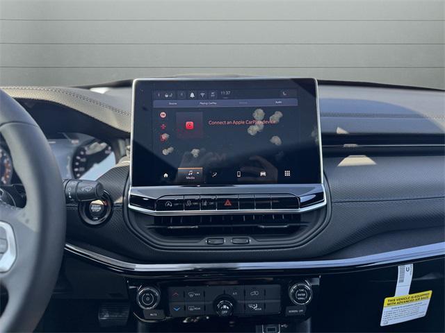 new 2025 Jeep Compass car, priced at $28,789