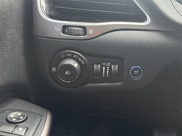 used 2020 Jeep Cherokee car, priced at $19,477