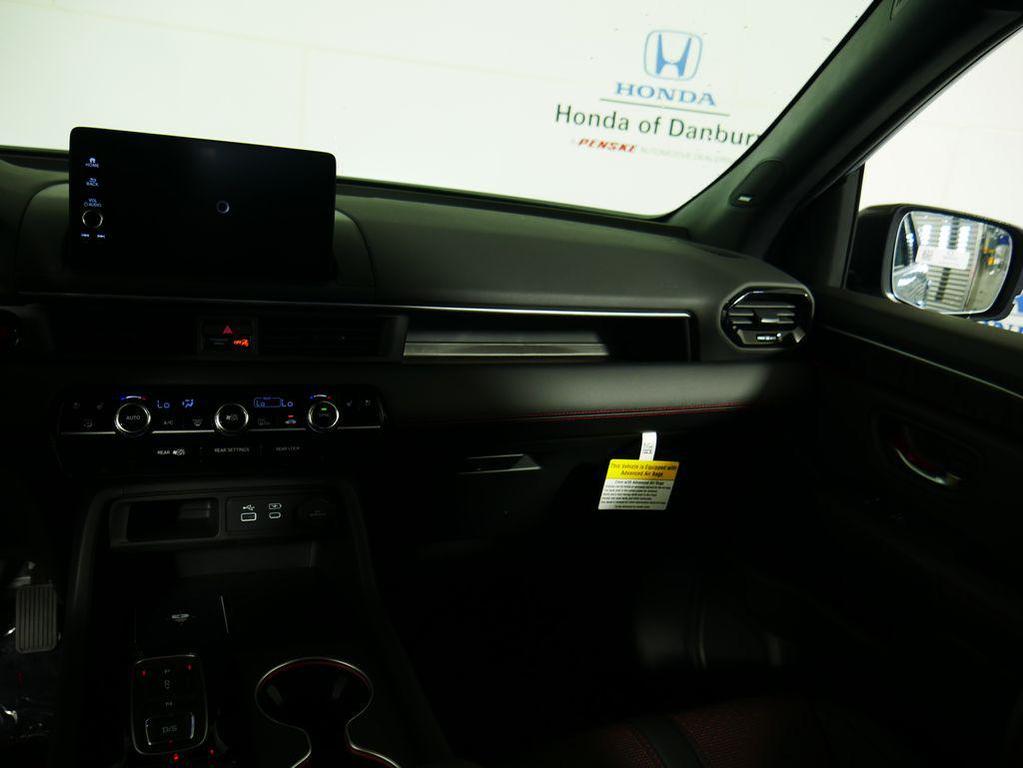 new 2025 Honda Pilot car, priced at $56,530