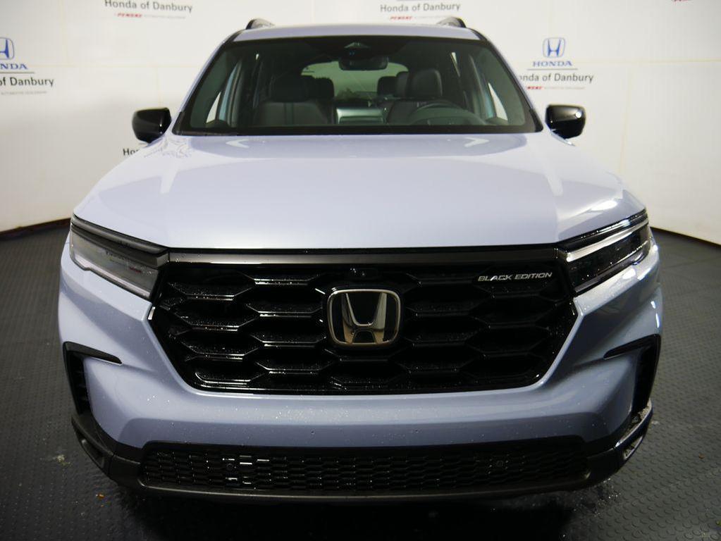 new 2025 Honda Pilot car, priced at $56,530