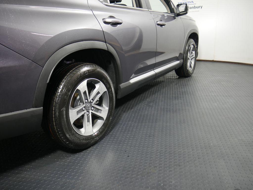 new 2025 Honda Pilot car, priced at $47,095