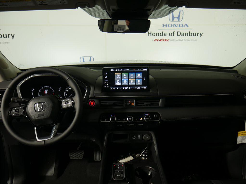 new 2025 Honda Pilot car, priced at $47,095