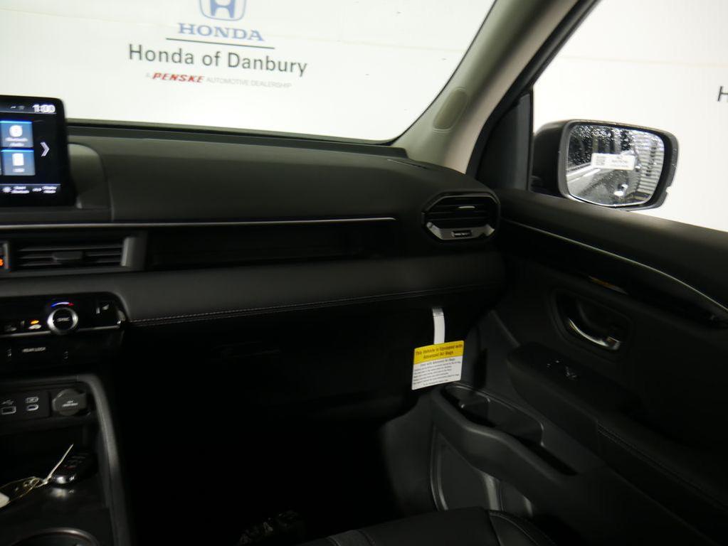 new 2025 Honda Pilot car, priced at $47,095
