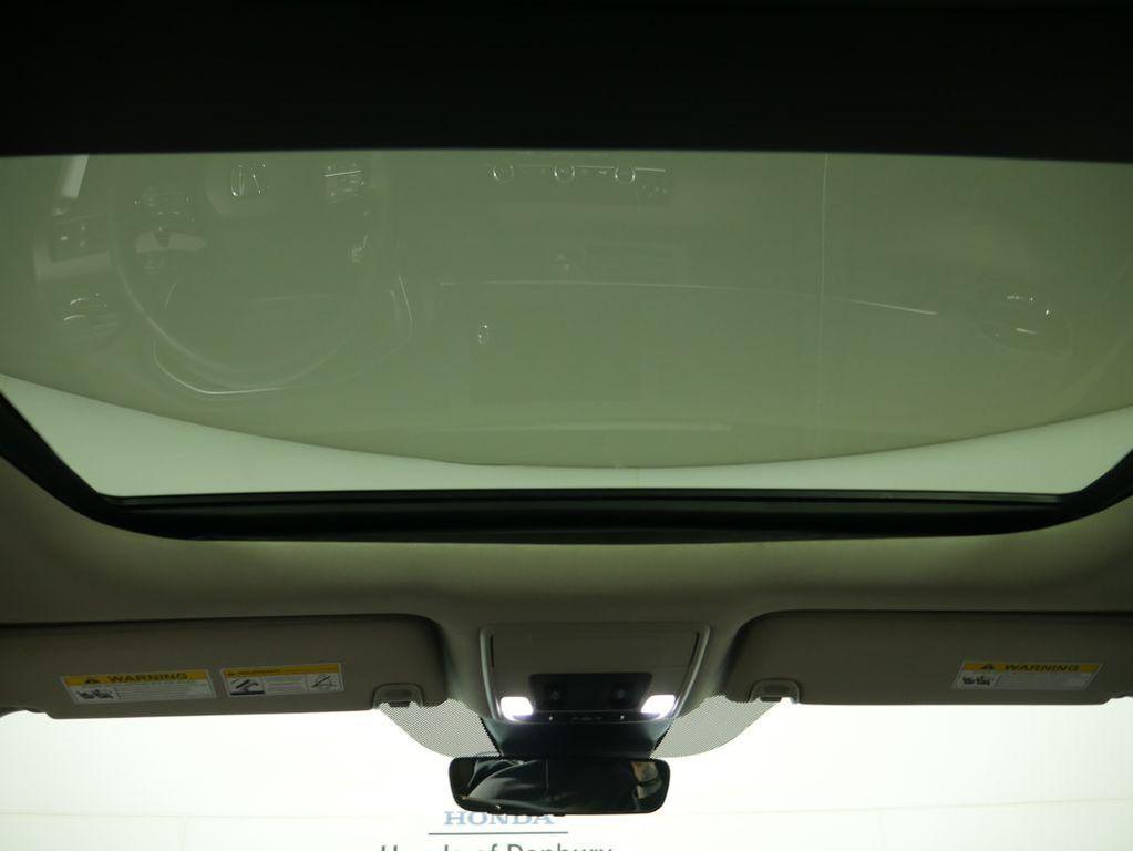 used 2023 Honda Pilot car, priced at $42,495