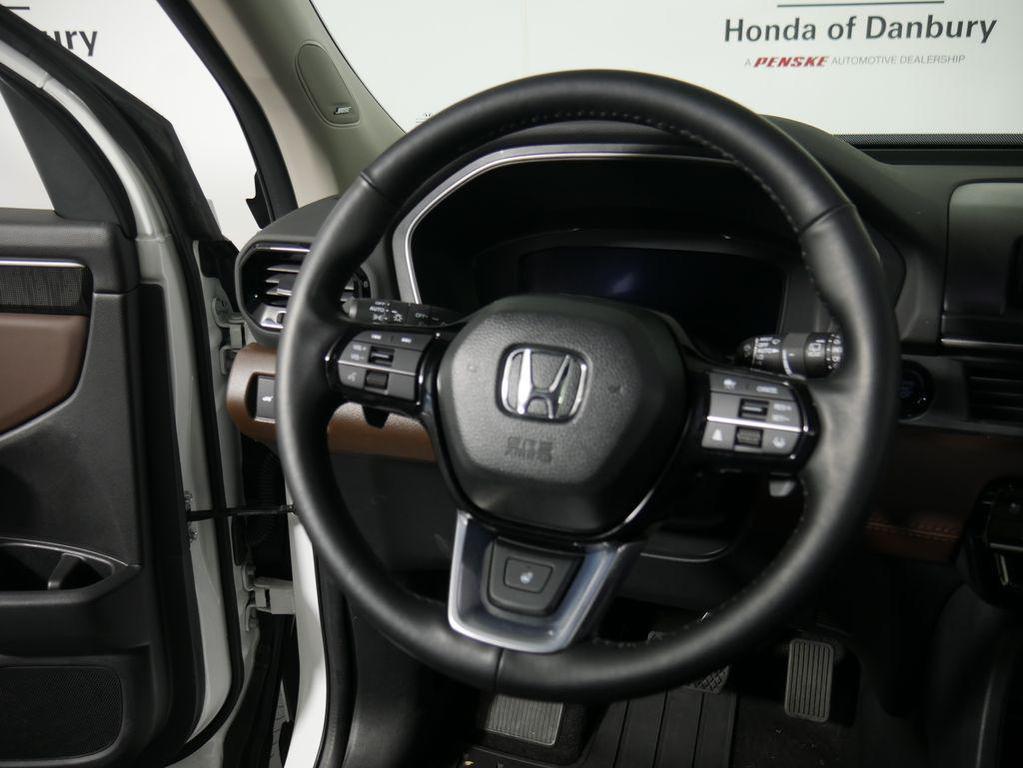 used 2023 Honda Pilot car, priced at $42,495