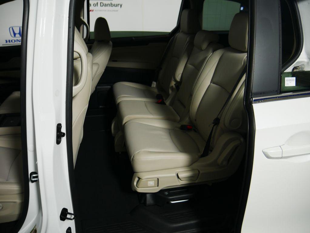 new 2026 Honda Odyssey car, priced at $46,140
