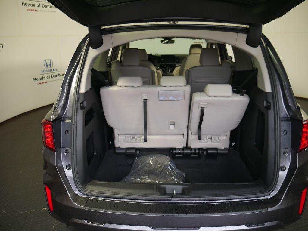 new 2026 Honda Odyssey car, priced at $45,685