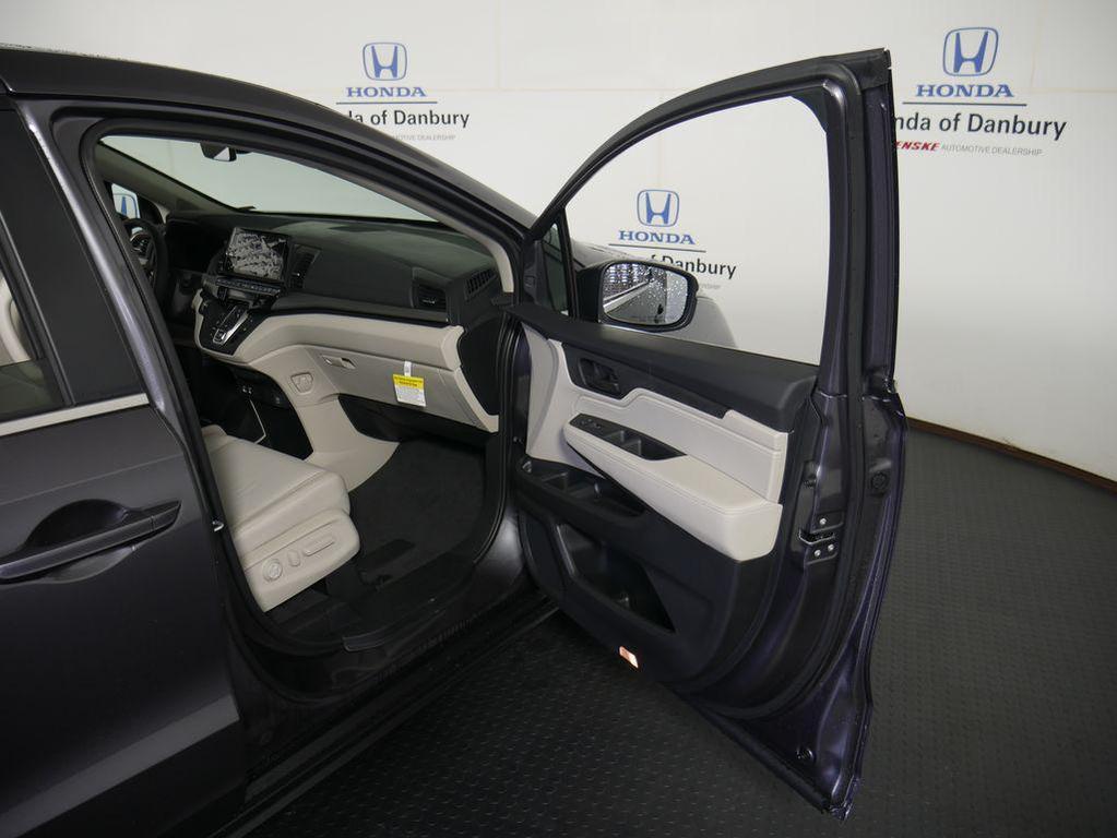 new 2026 Honda Odyssey car, priced at $45,685
