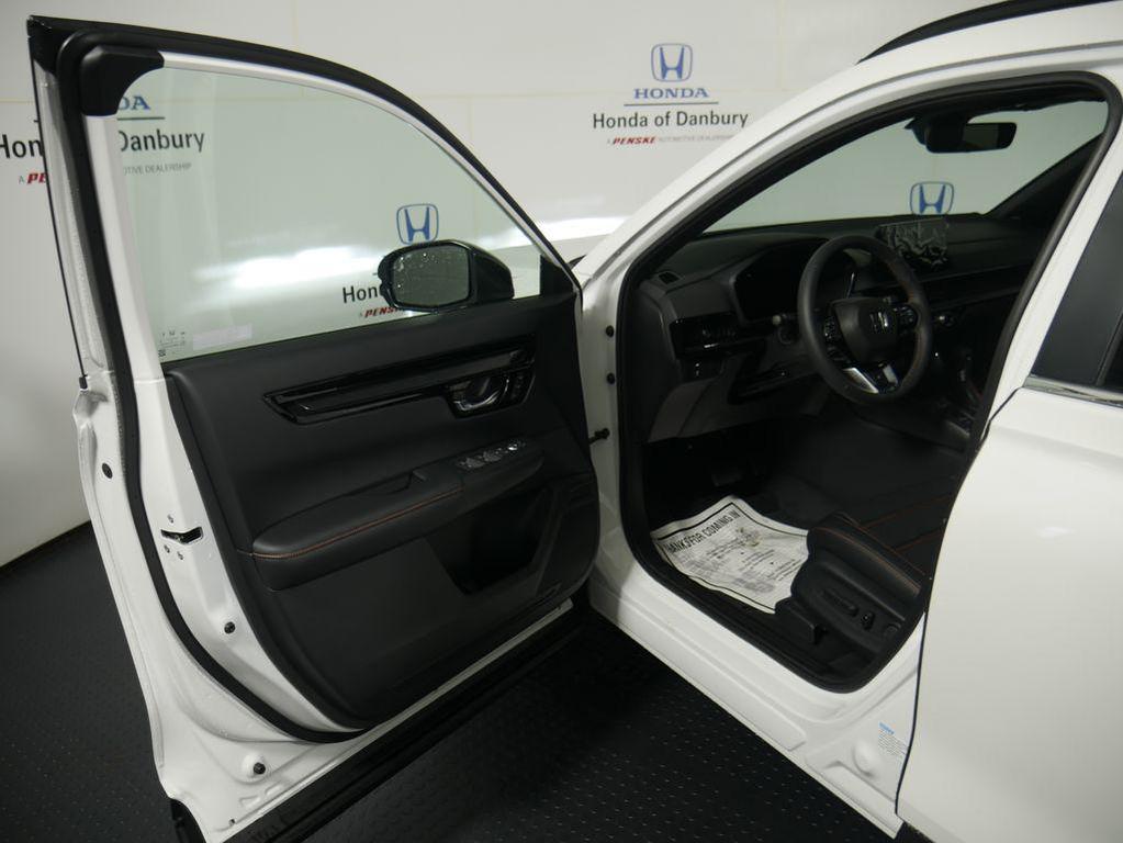 new 2026 Honda CR-V Hybrid car, priced at $44,155