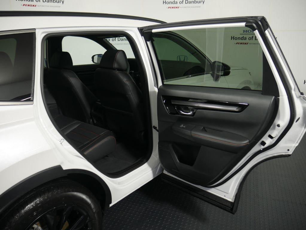 new 2026 Honda CR-V Hybrid car, priced at $44,155