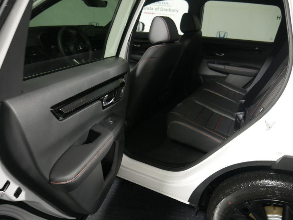 new 2026 Honda CR-V Hybrid car, priced at $44,155