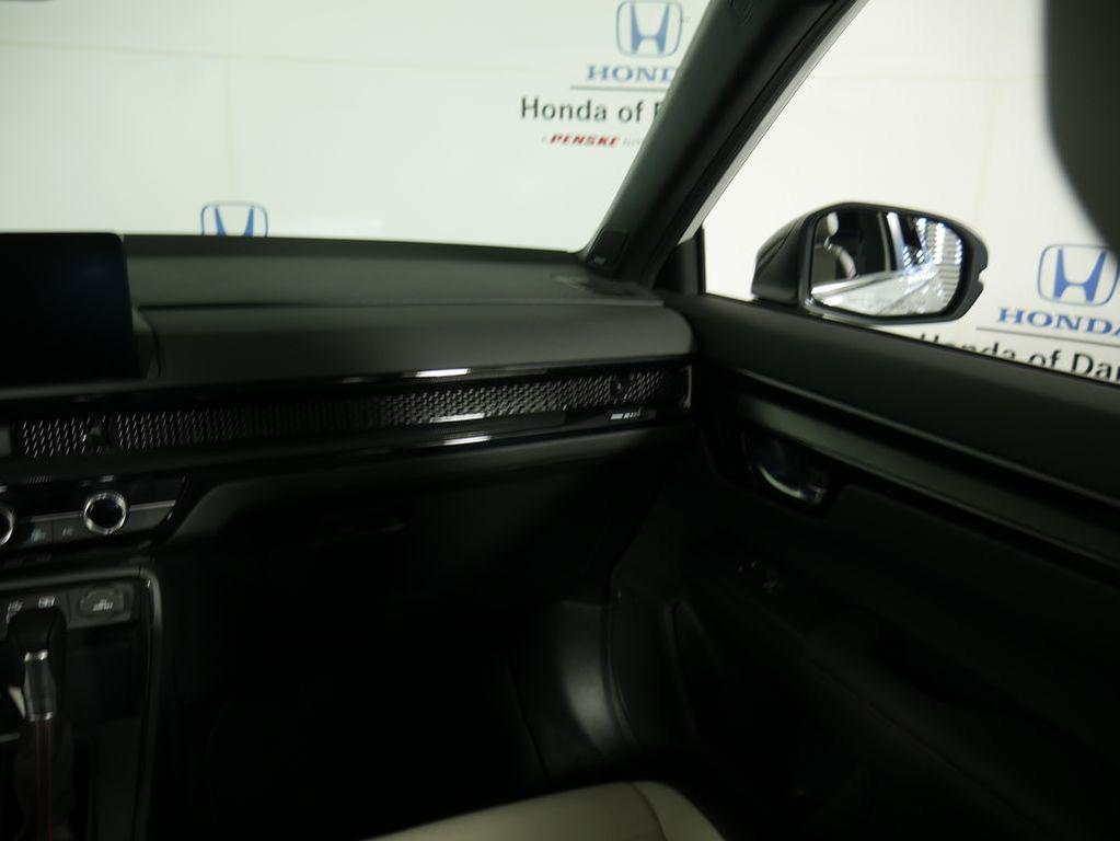 used 2025 Honda CR-V Hybrid car, priced at $39,495