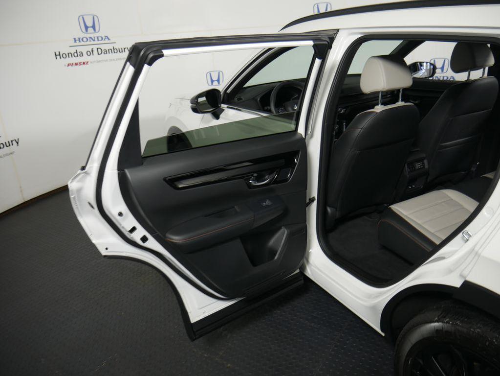 used 2025 Honda CR-V Hybrid car, priced at $39,495